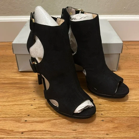 [New] Jessica Simpson Faina Peep Toe Black Suede Heel Ankle Boots